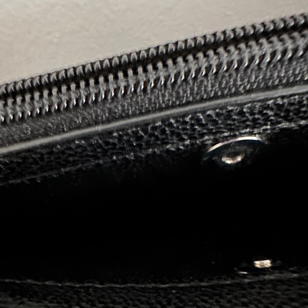 Calvin Klein long crossover shoulder handbag with 3 sections for storage. - Picture 3 of 4